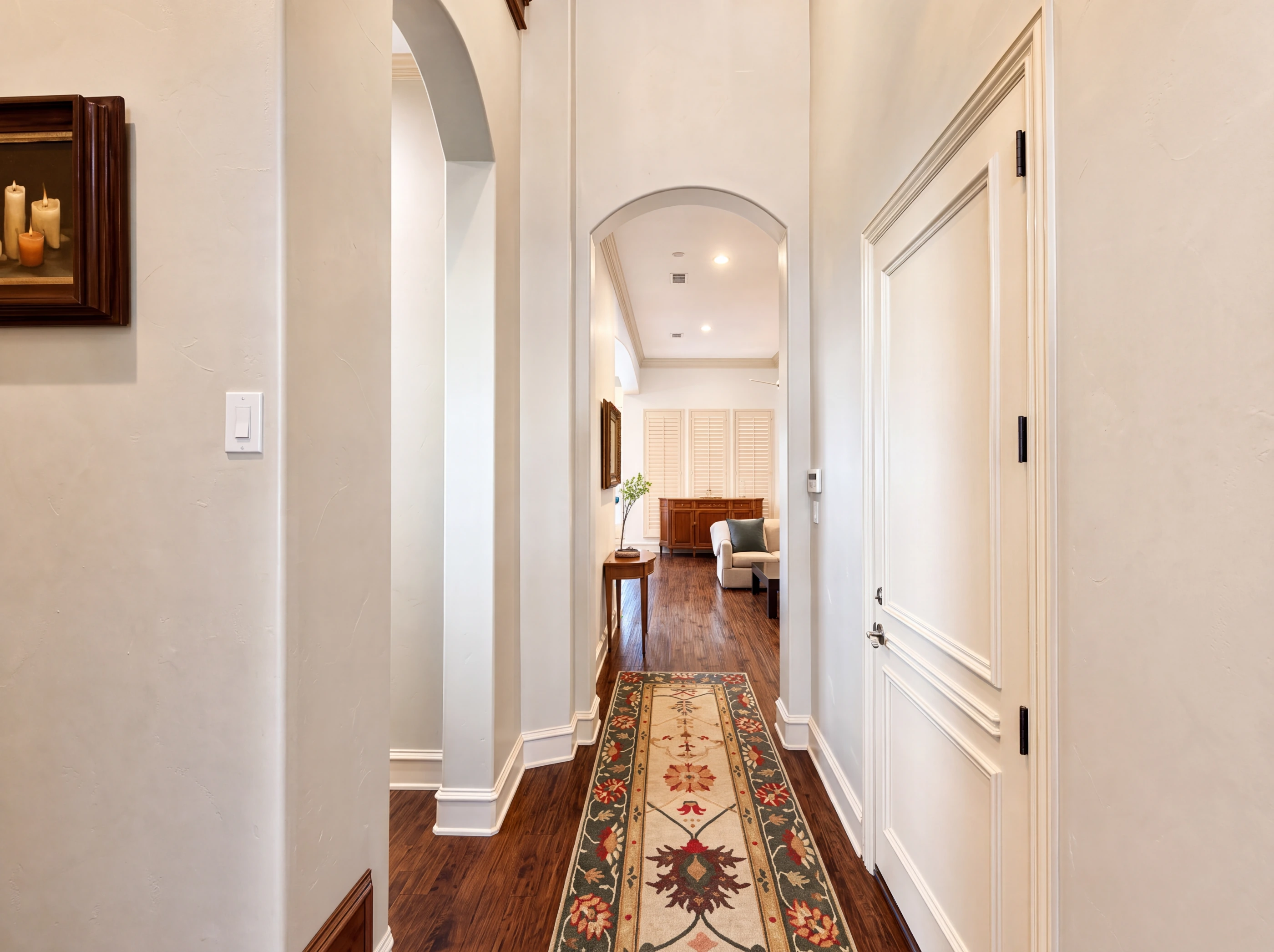 Arched entry hall